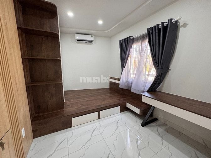 Nhà 3 lầu, full nội thất cao cấp,hẻm xe hơi VF5 khu VIP PHAN XÍCH LONG