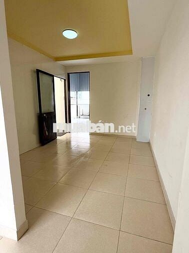 cho thuê nguyên tầng 3 sân thượng trước sau gần QL50