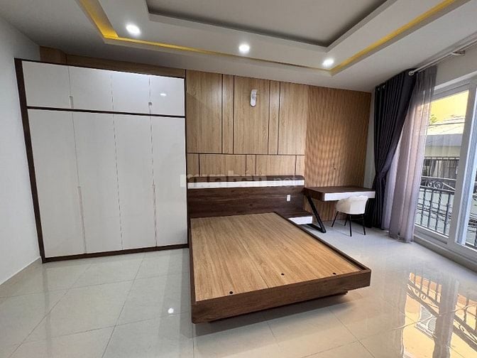 Nhà 3 lầu, full nội thất cao cấp,hẻm xe hơi VF5 khu VIP PHAN XÍCH LONG