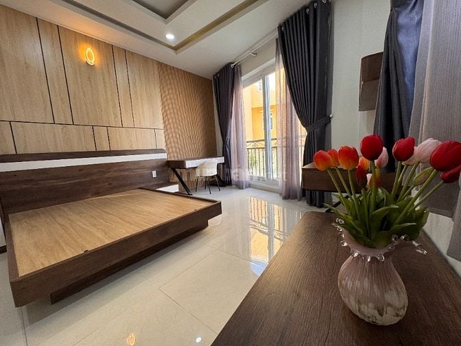 Nhà 3 lầu, full nội thất cao cấp,hẻm xe hơi VF5 khu VIP PHAN XÍCH LONG