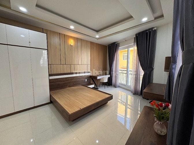 Nhà 3 lầu, full nội thất cao cấp,hẻm xe hơi VF5 khu VIP PHAN XÍCH LONG