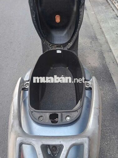 Honda SCR Xám