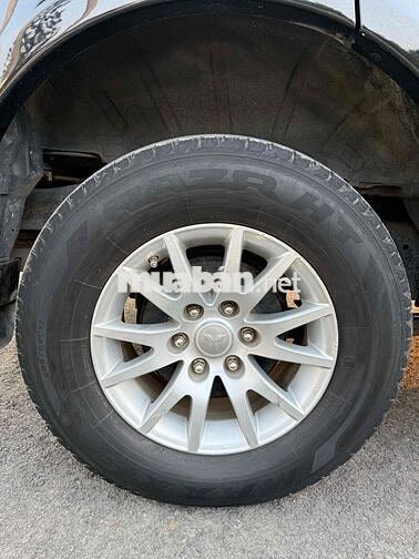 Mitsubishi Pajero Sport 2011 D 4x2 số tự động