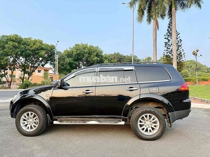 Mitsubishi Pajero Sport 2011 D 4x2 số tự động