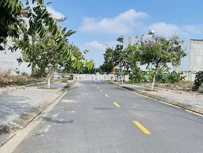 CHỦ CẦN BÁN LÔ ĐẤT CHO CON ĐI DU HỌC 