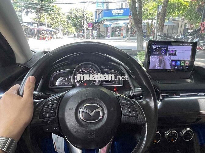 Bán Mazda 2 sedan 2018 Luxury