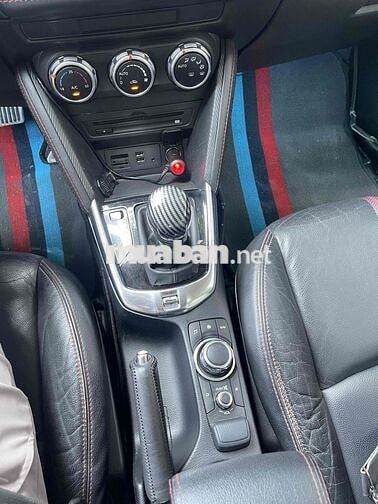 Bán Mazda 2 sedan 2018 Luxury