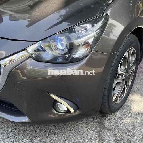 Bán Mazda 2 sedan 2018 Luxury