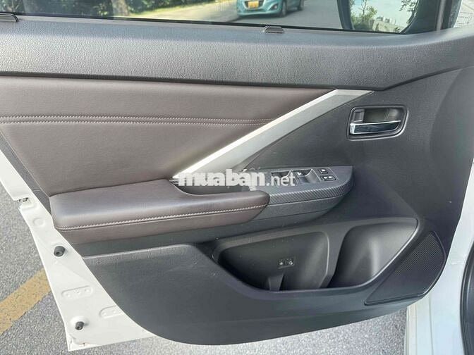 Mitsubishi Xpander Premium 2025 Trắng