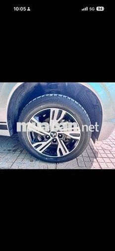 Mitsubishi Xpander Bạc