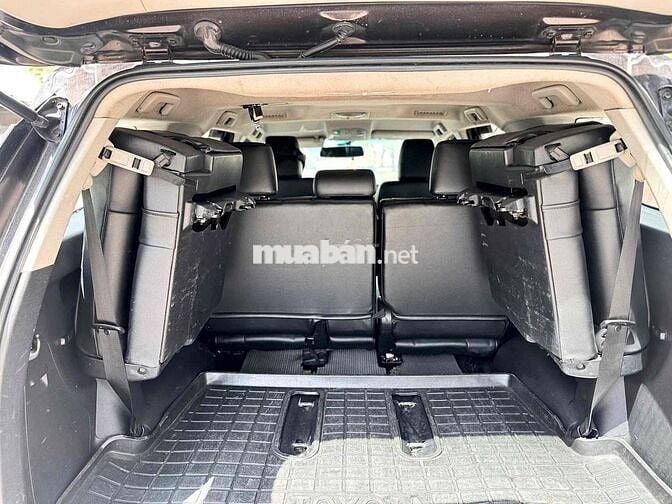 Toyota Fortuner 2017 số sàn 1 cầu 16v km