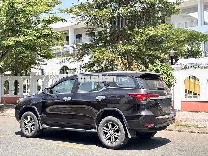 Toyota Fortuner 2017 số sàn 1 cầu 16v km