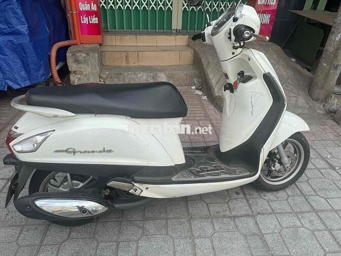 Yamaha Grande màu Trắng