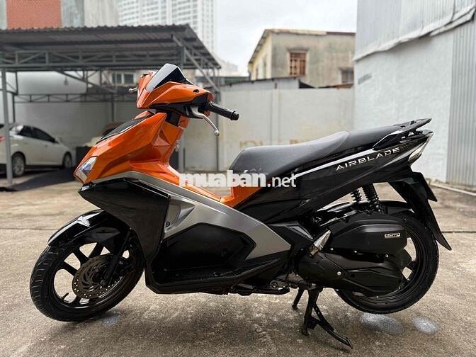 Honda Air Blade 2017 Cam đen