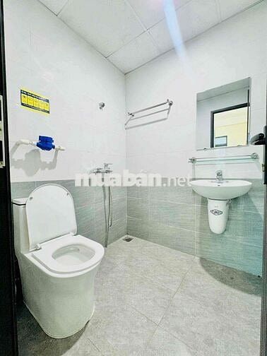 CCMN FULL ĐỒ ĐỐI DIỆN ĐH NGOẠI NGỮ - CHÂN CẦU MAI DỊCH Ở LUÔN CHỈ