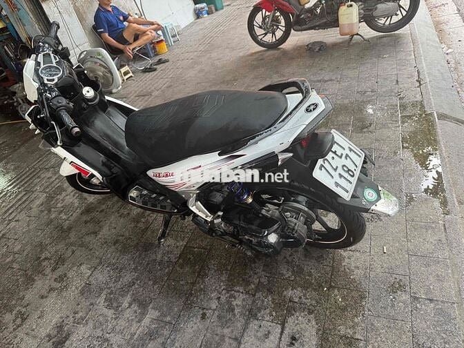 Yamaha Novo 5 Trắng đỏ đen