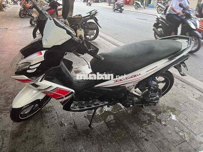 Yamaha Novo 5 Trắng đỏ đen