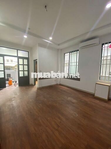 MBKD CĂN GÓC 2 MT BÊN DƯỚI 80 CHDV CAO CẤP NGAY NGÃ TƯ HÀNG XANH
