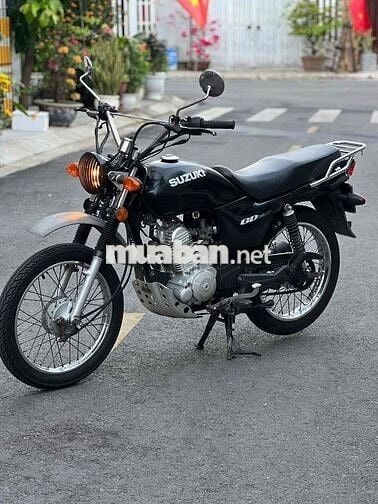 Suzuki GD màu Đen