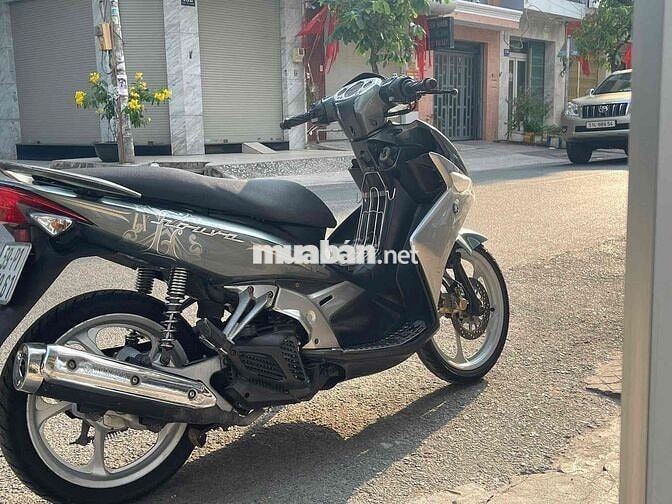 Yamaha Nouvo LX màu Xám