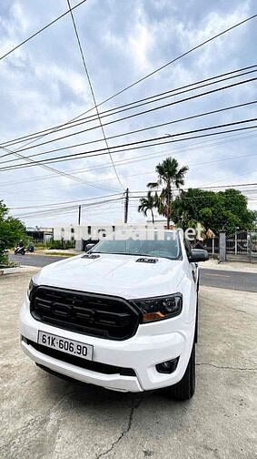 Ford Ranger màu Trắng 102 km