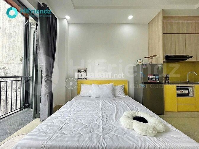 STUDIO FULL NỘI THẤT, CÓ BAN CÔNG RIÊNG CỰC CHILL NGAY CHỢ BÀ CHIỂU