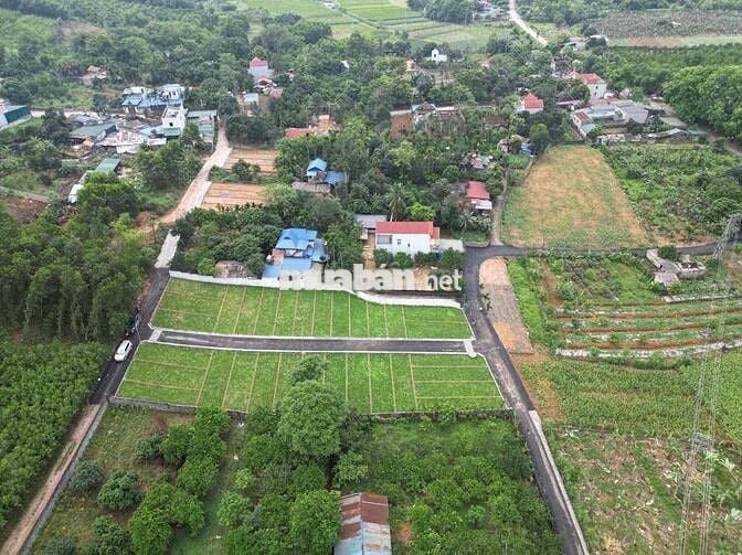Bán đất Lương Sơn Hoà Bình cạnh Quốc Lộ 21A 100m full thổ cư giá 500tr