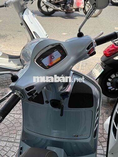 Piaggio Vespa GTS HPE Super Tech 300i 12-2022