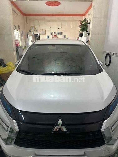 Mitsubishi Xpander màu Trắng
