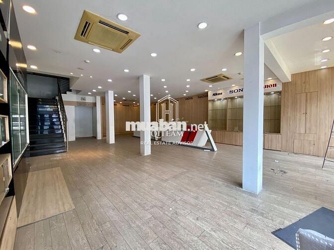 🔥 MẶT TIỀN NGUYỄN THỊ MINH KHAI , QUẬN 3 🔥 9x20m - 2 TẦNG - 140 TRIỆU