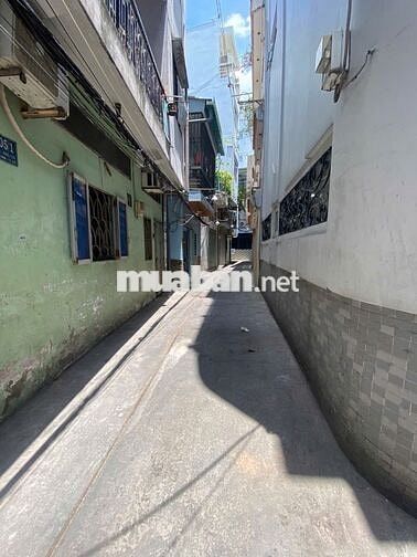 Cho thuê nhà ngay ngã 5 Lê Hồng Phong