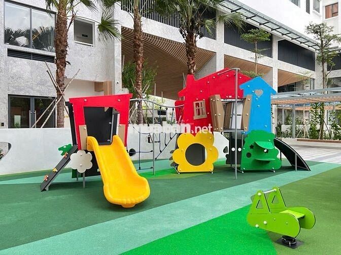 Bán Gấp 2PN 2WC C Sky View 2,19 tỷ full VAT + bao sổ, cho thuê 7Tr
