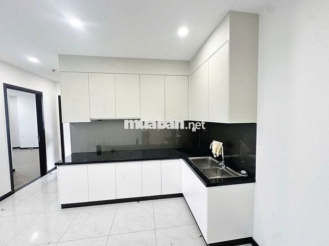Bán Gấp 2PN 2WC C Sky View 2,19 tỷ full VAT + bao sổ, cho thuê 7Tr