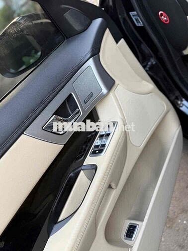 Jaguar XF 2014 Đen