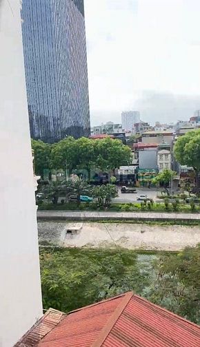 Cho thuê nhà 7T 60m2 thang máy, gara , sát phố Nguyễn Khang , KD, ở,vP