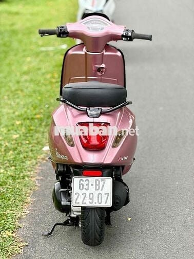 Piaggio Vespa Sprint 125cc 2016 Hồng Posrche.