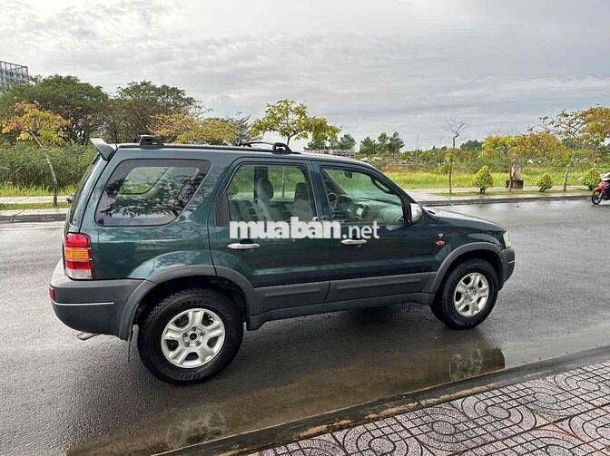 Ford Escape Xanh rêu 5 chỗ