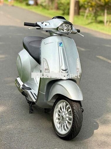 Piaggio Sprint 125cc 2015 Bạc 21000 km.Siêu Keng