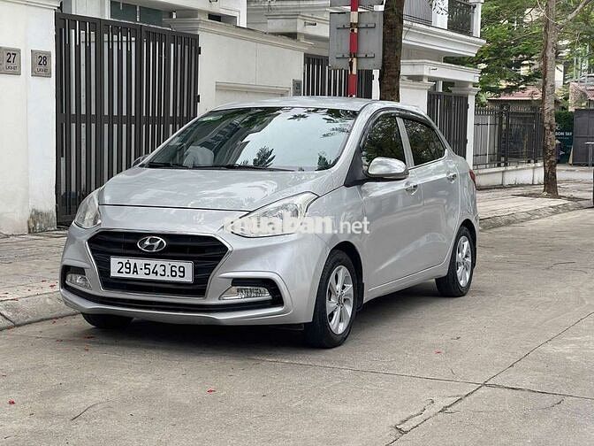 Hyundai i10 Sedan 2018 Bạc