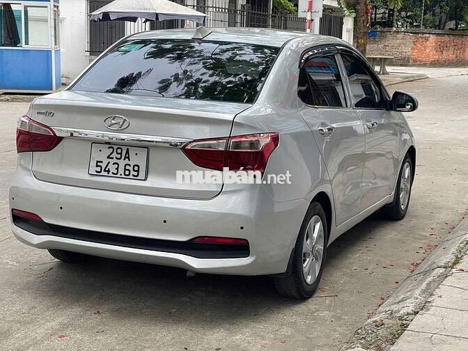 Hyundai i10 Sedan 2018 Bạc