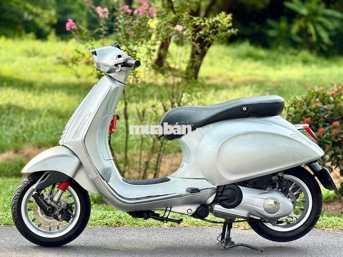 Piaggio Sprint 125cc 2015 Bạc 21000 km.Siêu Keng