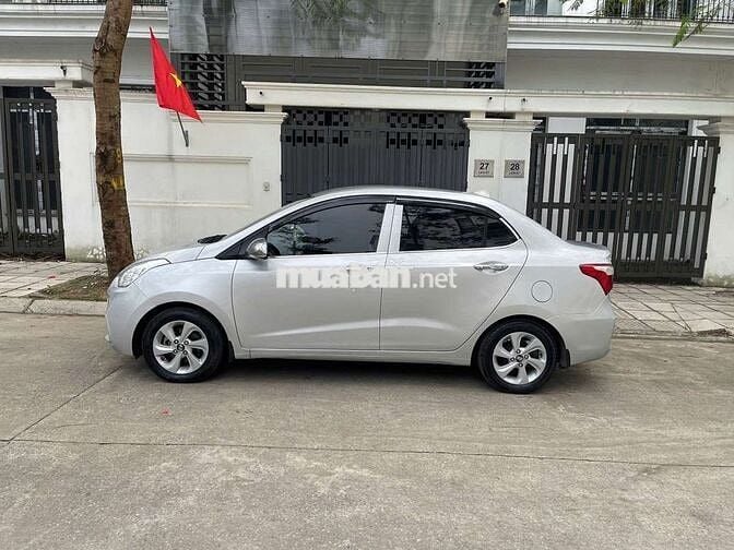 Hyundai i10 Sedan 2018 Bạc