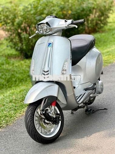 Piaggio Sprint 125cc 2015 Bạc 21000 km.Siêu Keng