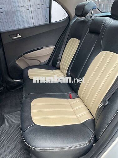 Hyundai i10 Sedan 2018 Bạc