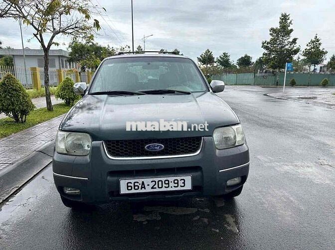 Ford Escape Xanh rêu 5 chỗ