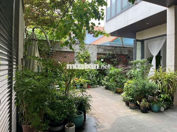 Cho thuê mặt bằng văn phòng trung tâm Mỹ An, biển Mỹ Khê