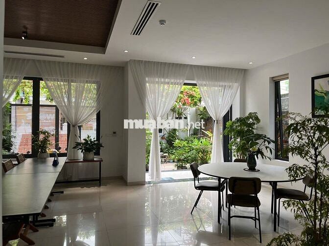 Cho thuê mặt bằng văn phòng trung tâm Mỹ An, biển Mỹ Khê