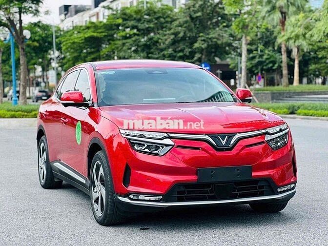 Xe điện VinFast VF8 Eco 2022 Đỏ