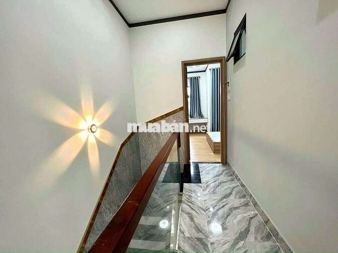Cho thuê nhà mới ngay chợ Phú Hoà đầy đủ nội thất