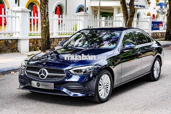 Mercedes-Benz C200 Avantgarde 2022 Xanh